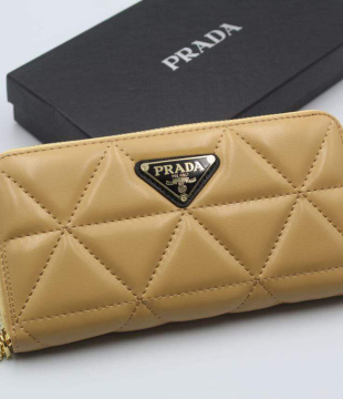 prada portmone 