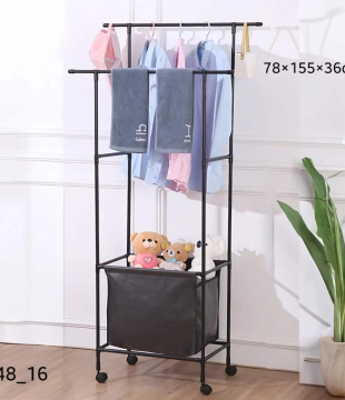 clothes rack 